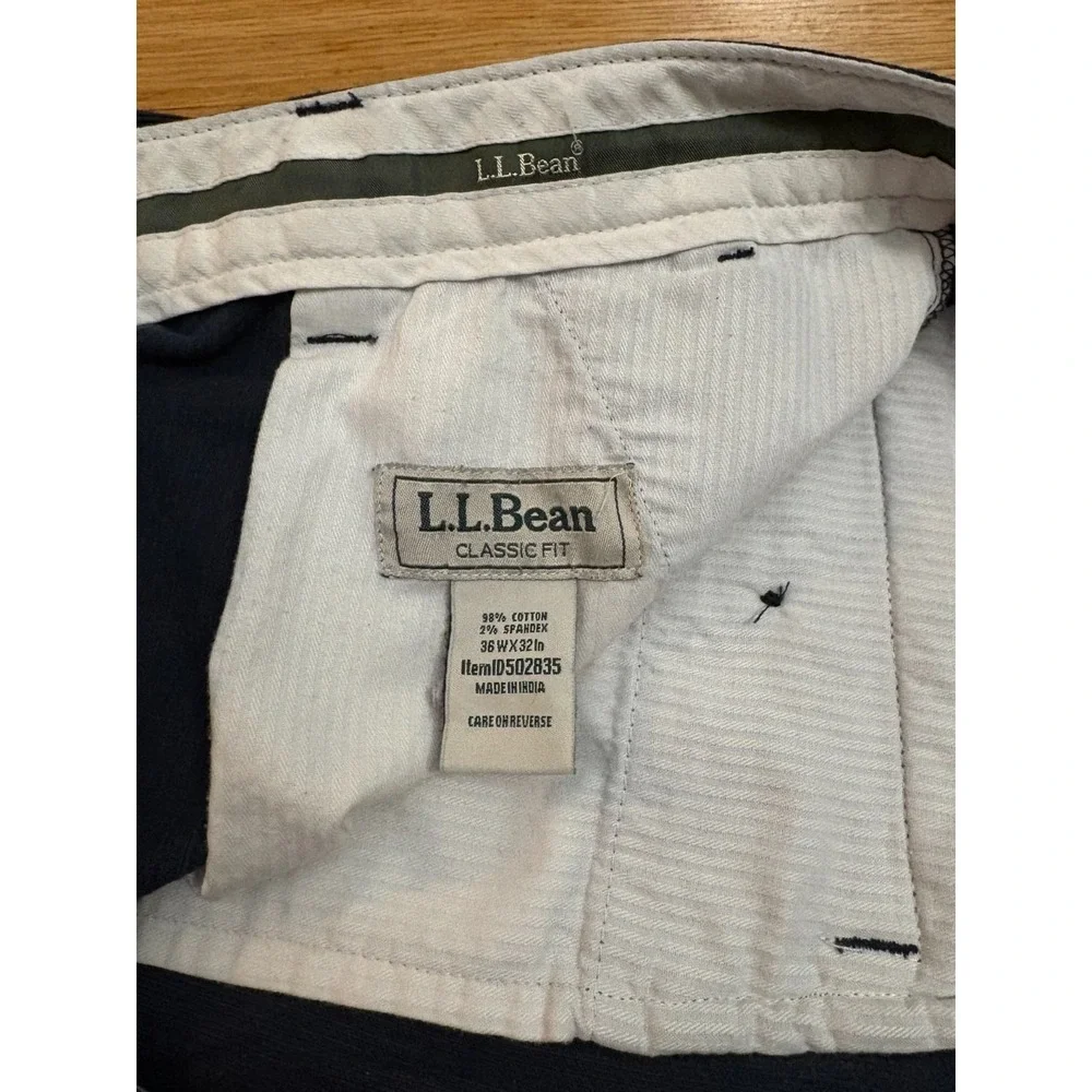 LL Bean Navy Corduroy Pants Mens 36x32 Straight Leg Stretch Casual Cords